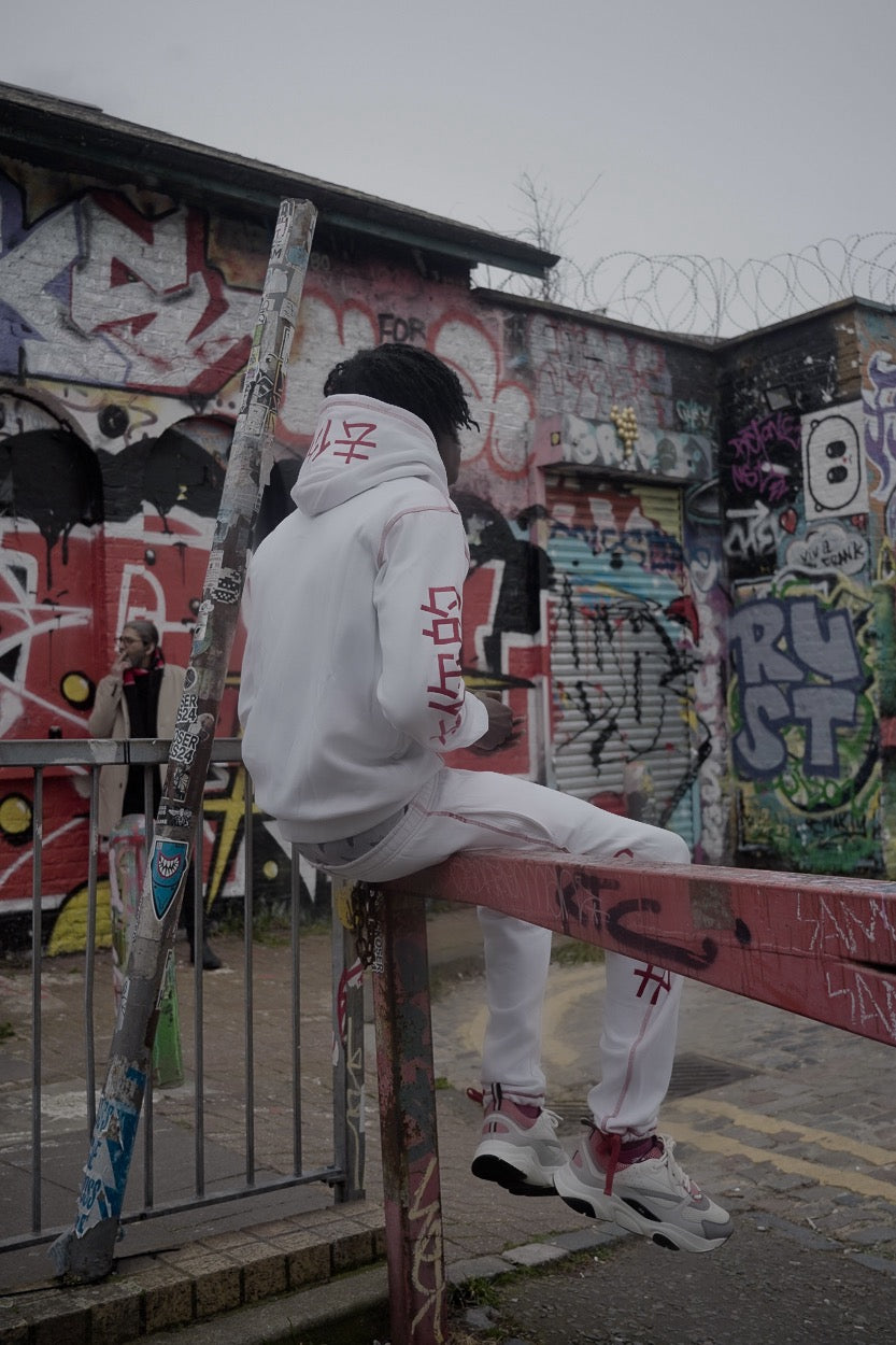 CHINATOWN Hoodie White/Red